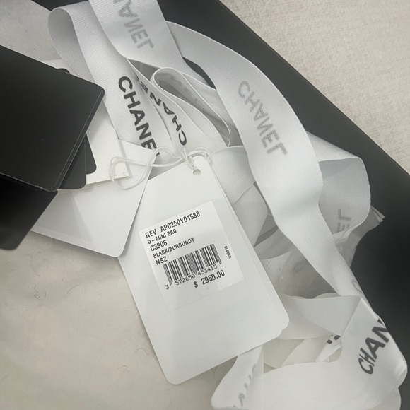 Chanel WOC SHW - Picture 8 of 14